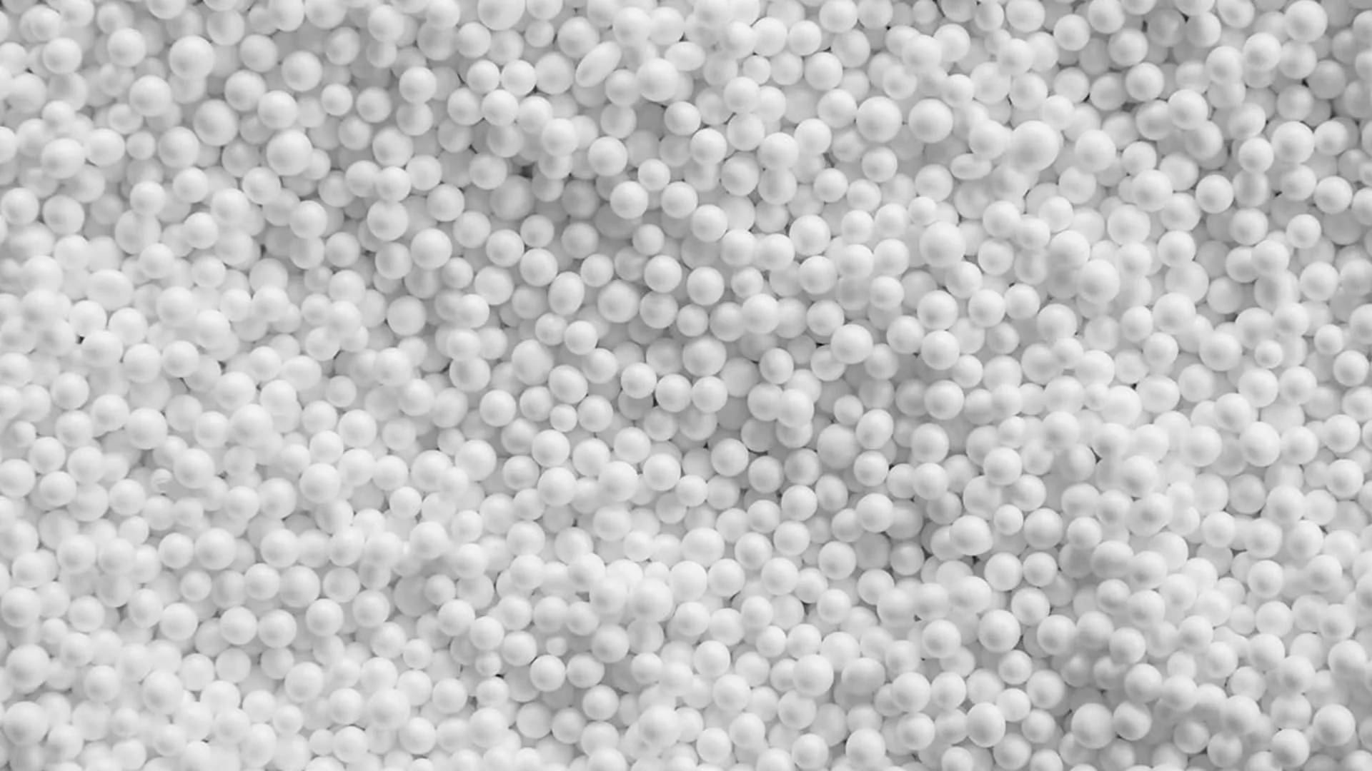 Perlas de EPS o poliestireno expandido utilizadas para fabricar soluciones industriales en Honduras.